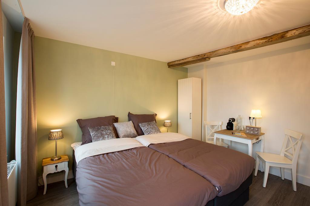 Bed & Breakfast De Vier Seizoenen Lisse Ruang foto