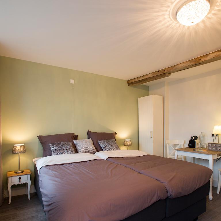 Bed & Breakfast De Vier Seizoenen Lisse Ruang foto
