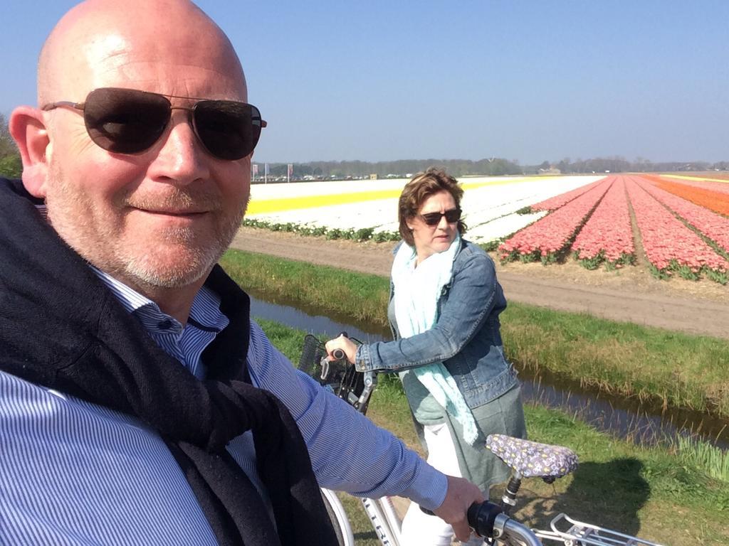 Bed & Breakfast De Vier Seizoenen Lisse Bagian luar foto